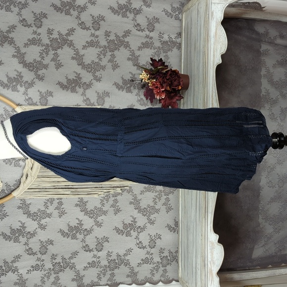 J Crew blue eyelet lace dress with pockets - Picture 3 of 9